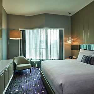 Regency King Suite Club Lounge Access